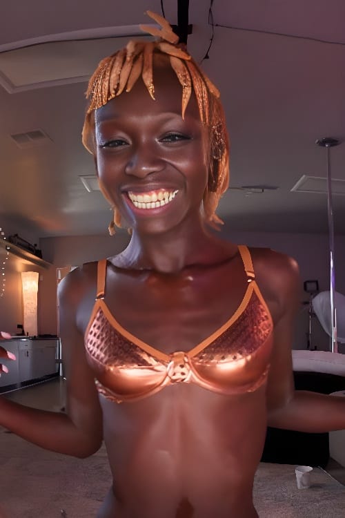 Mona Onyxxx