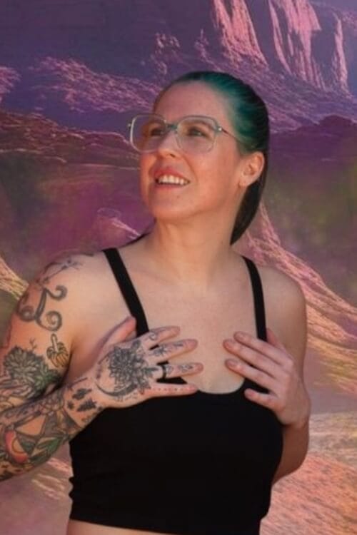Nikki Zee