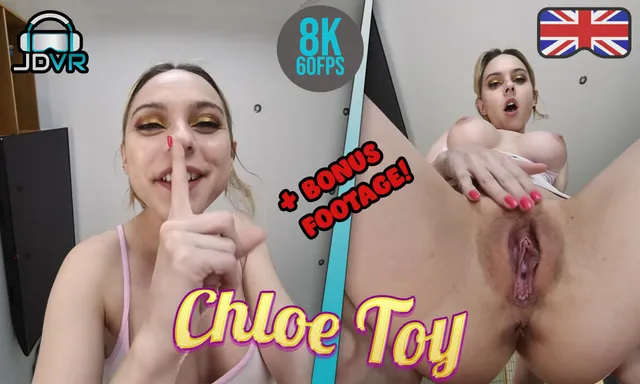 Facesitting Quietly - Chloe Toy