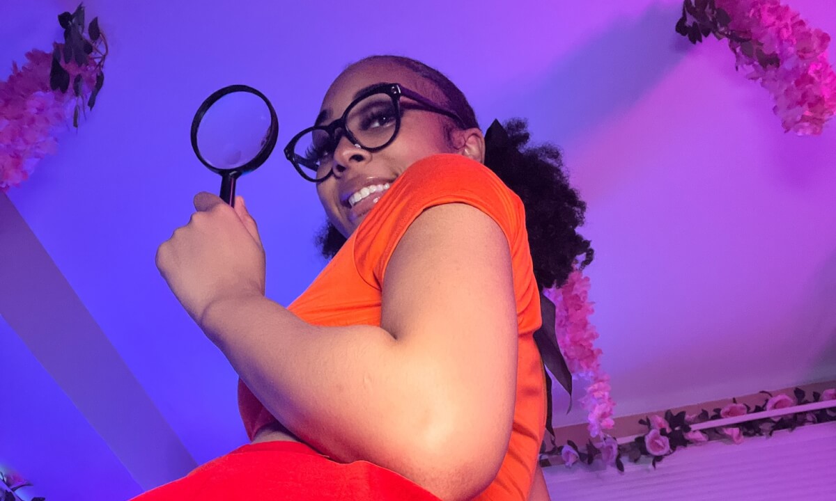 KhloeSweets - Velma Investigates