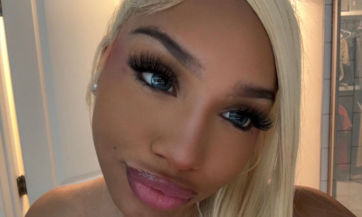 Honey Devine - Hungry For A Climax